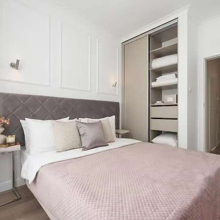 Golden - Mennica Luxury