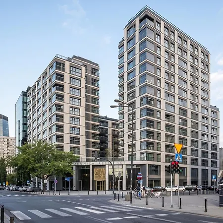 Golden - Mennica Luxury * Warschau